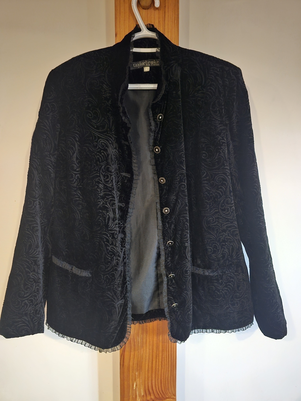 Taylor Brooke Black Velvet Embossed Button Blazer